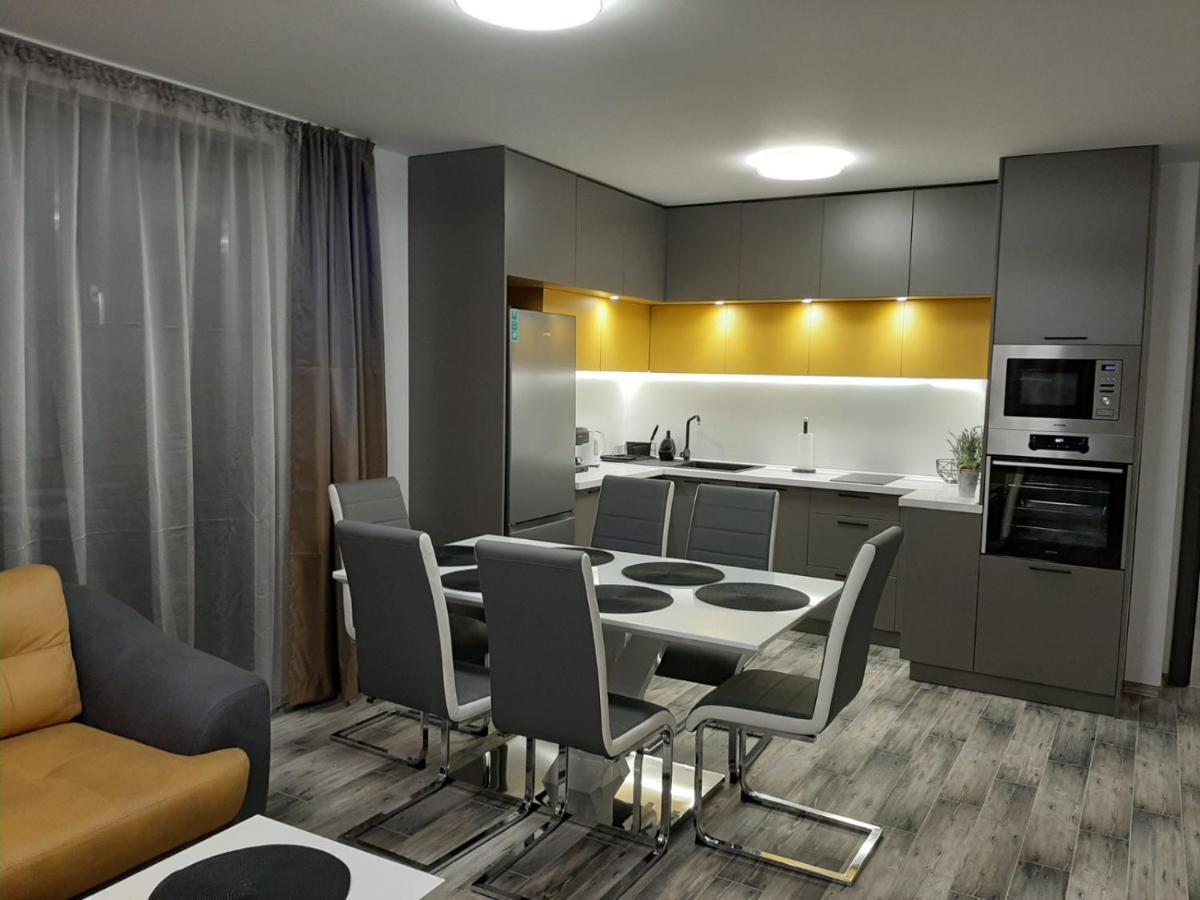 Appartement Апаратамент Deluxe1 à St Constantin et Helena Extérieur photo