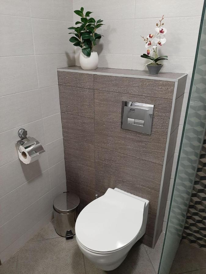 Appartement Апаратамент Deluxe1 à St Constantin et Helena Extérieur photo